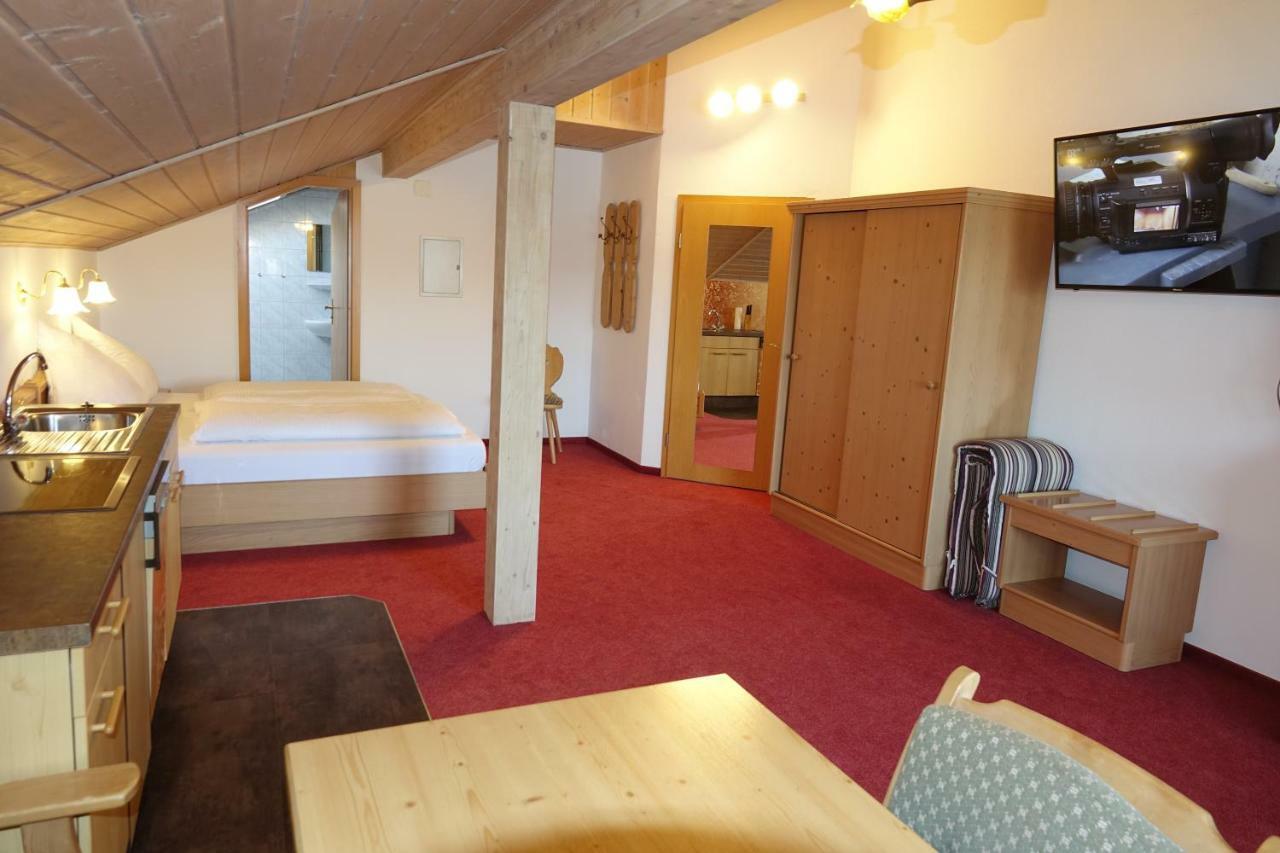 Gaestehaus Guggomos "Hopfen Am See" Fussen Luaran gambar