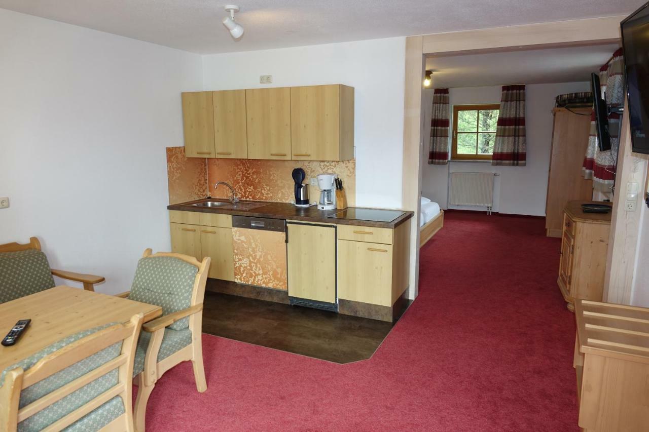 Gaestehaus Guggomos "Hopfen Am See" Fussen Luaran gambar